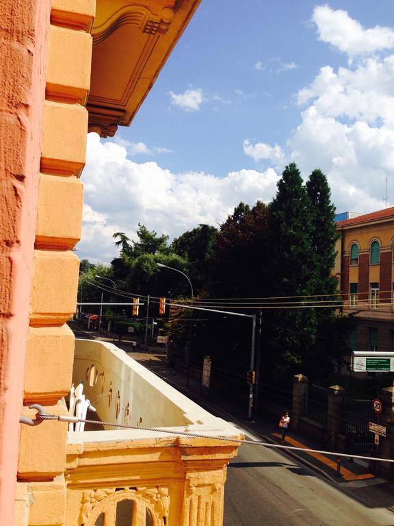 Gasthuis A Casa Di Lu Na Bologna